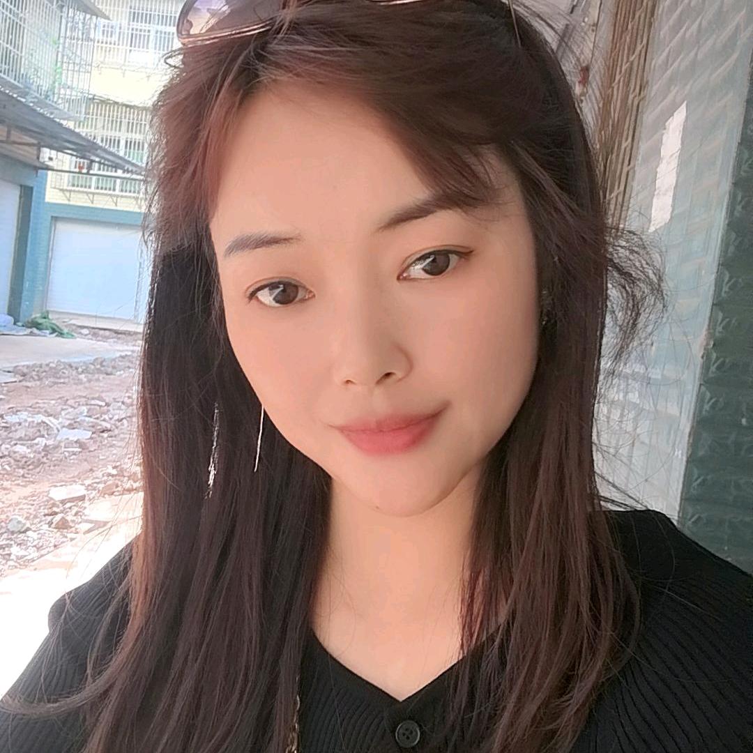 英子