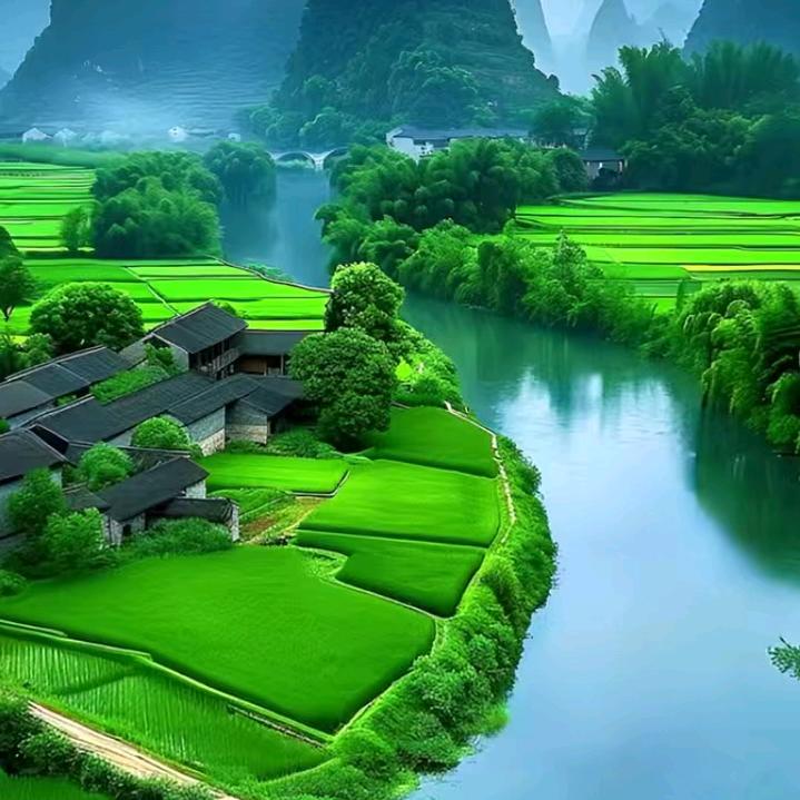 东方逸云
