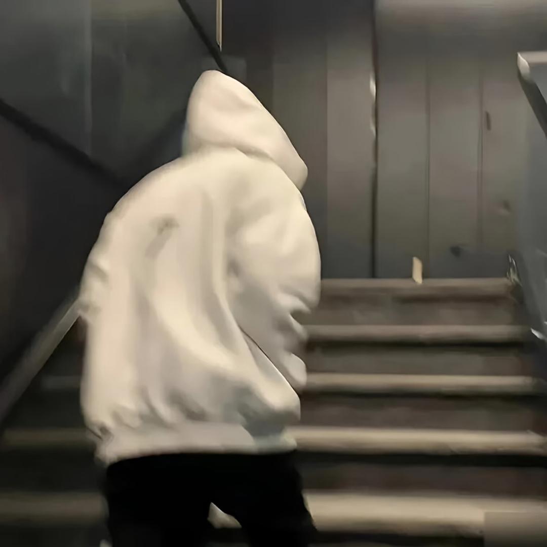 爱吃糖的猫..