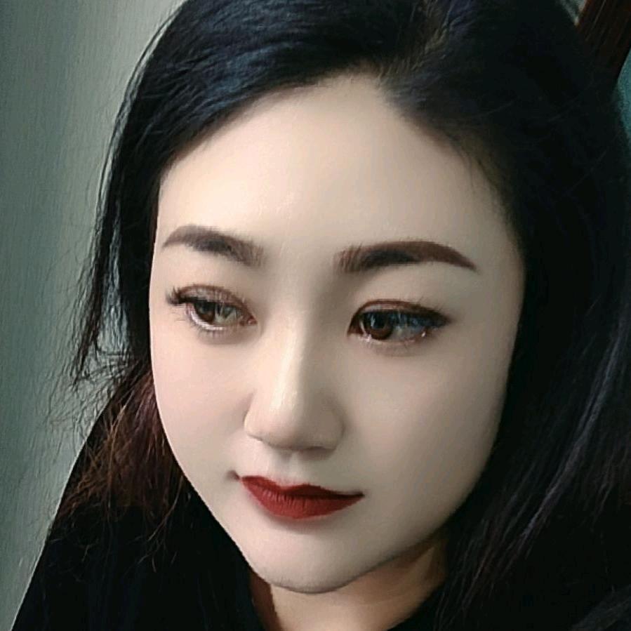 无声拥抱……