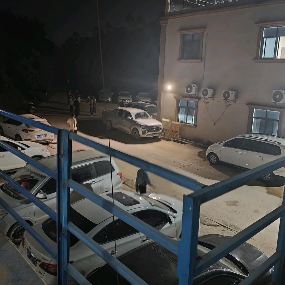 慢慢陪你变老。