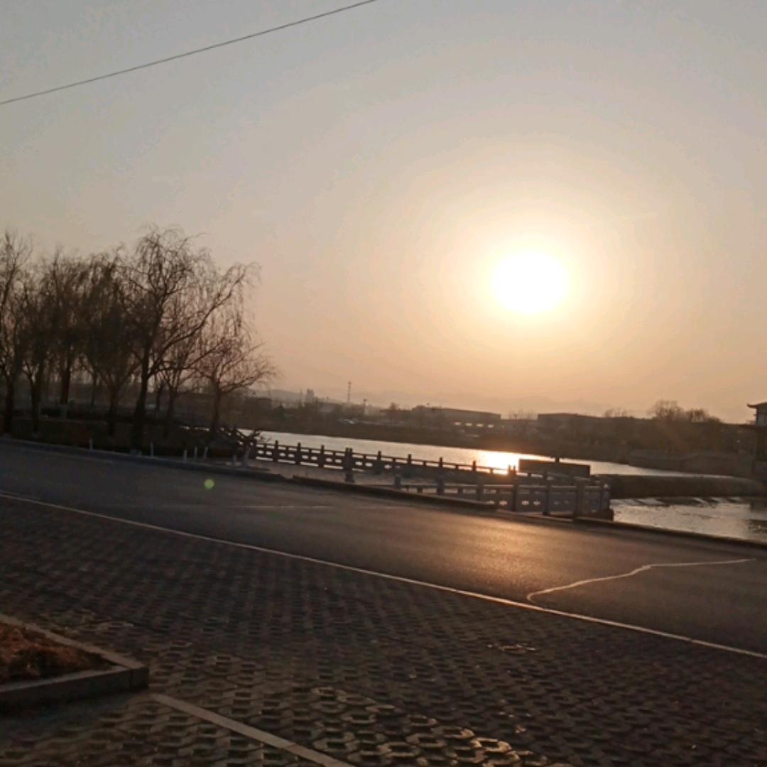 不惹事 但也不怕事