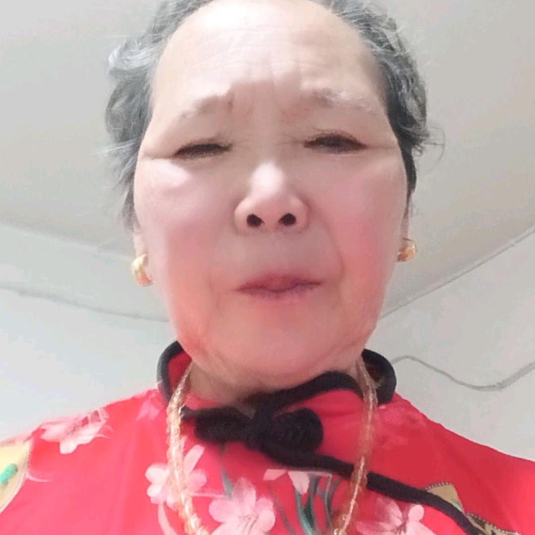 向荣姐早上7-50開播了