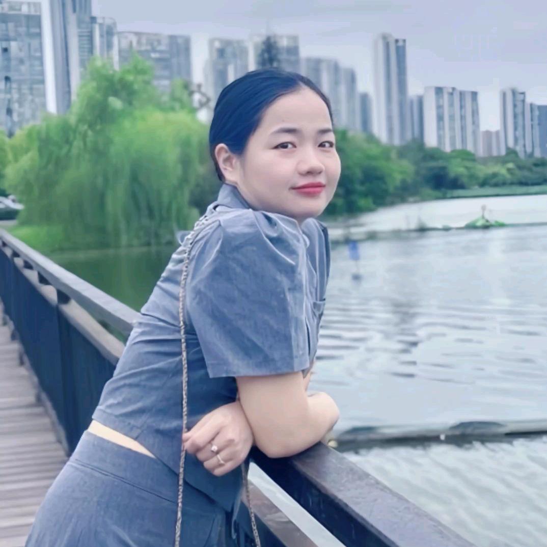 石首 玲兰布艺 谭显玲