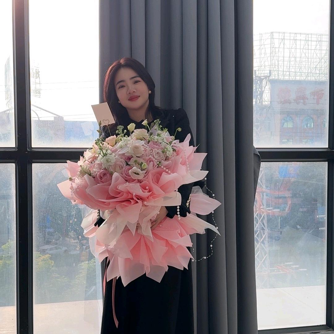 CCcasa现代极简家具～唐英