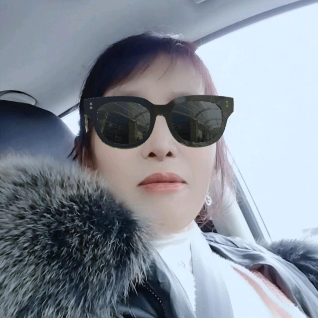 (ง •̀_•́)ง