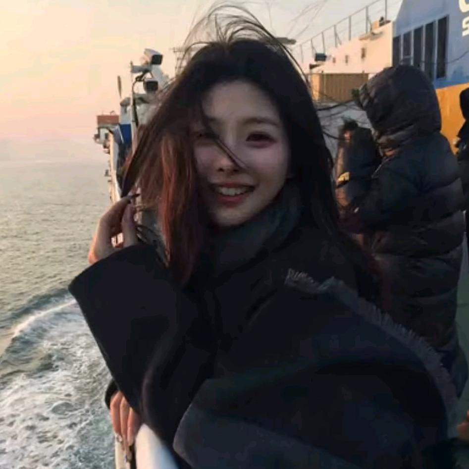 人间清醒的小笼包