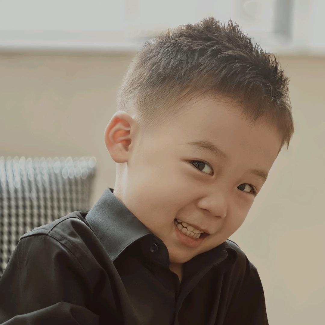 老灶台铁锅炖  炖长