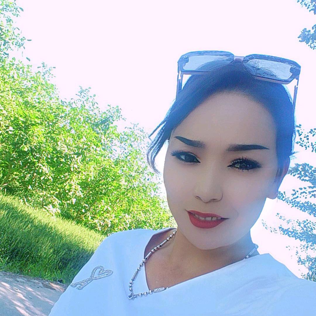 @有故事的姑娘