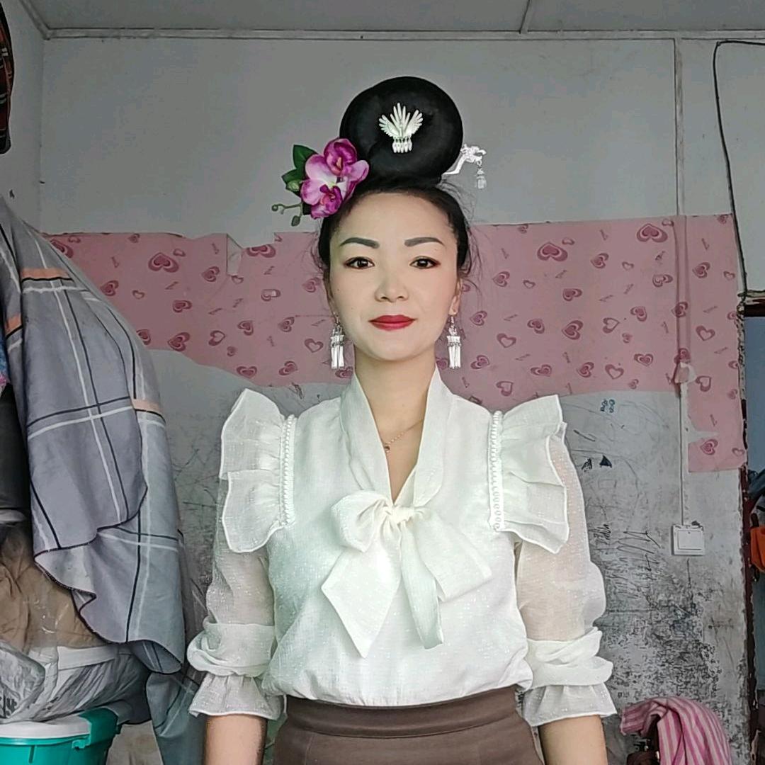 秀兰，手工制品刺绣