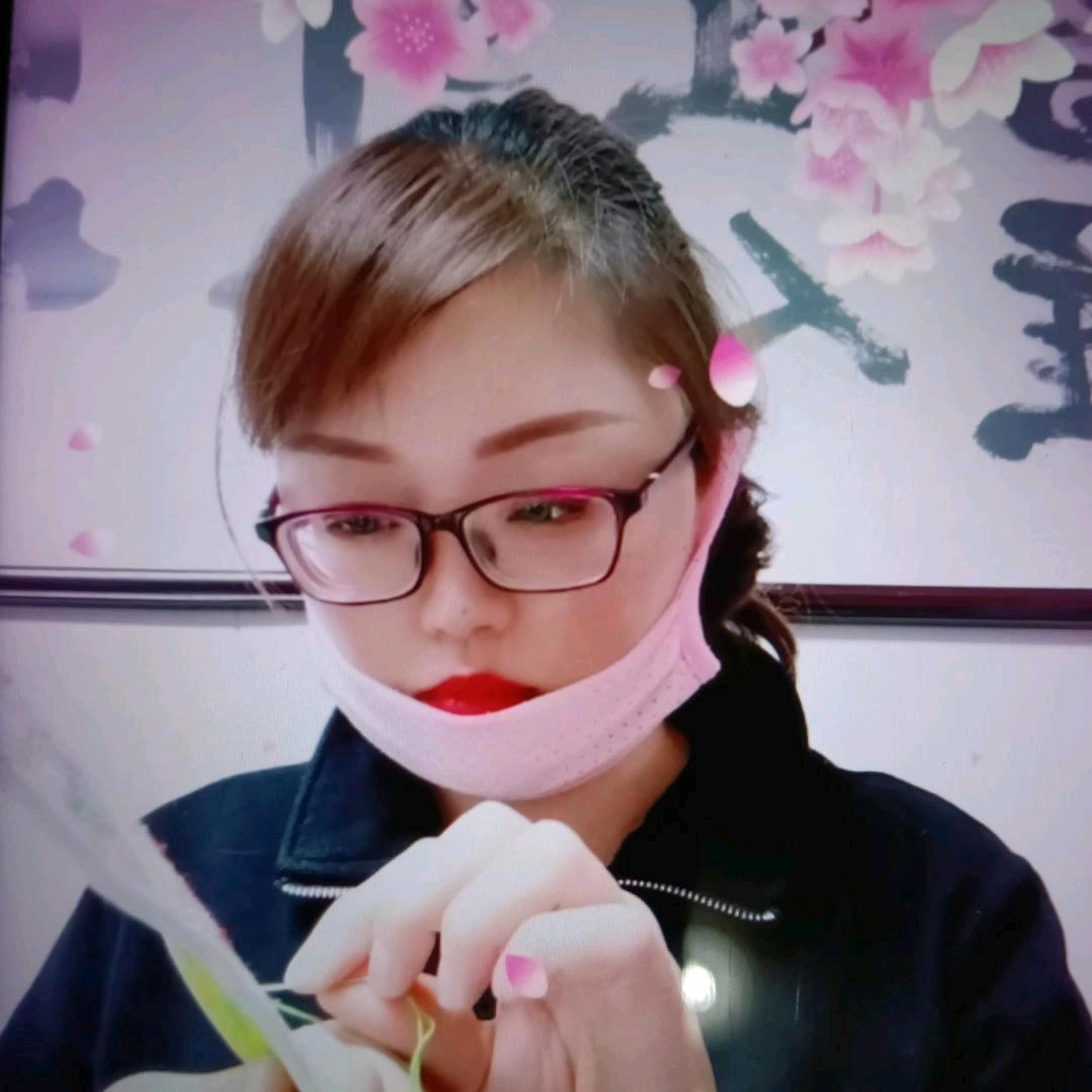 哓月
