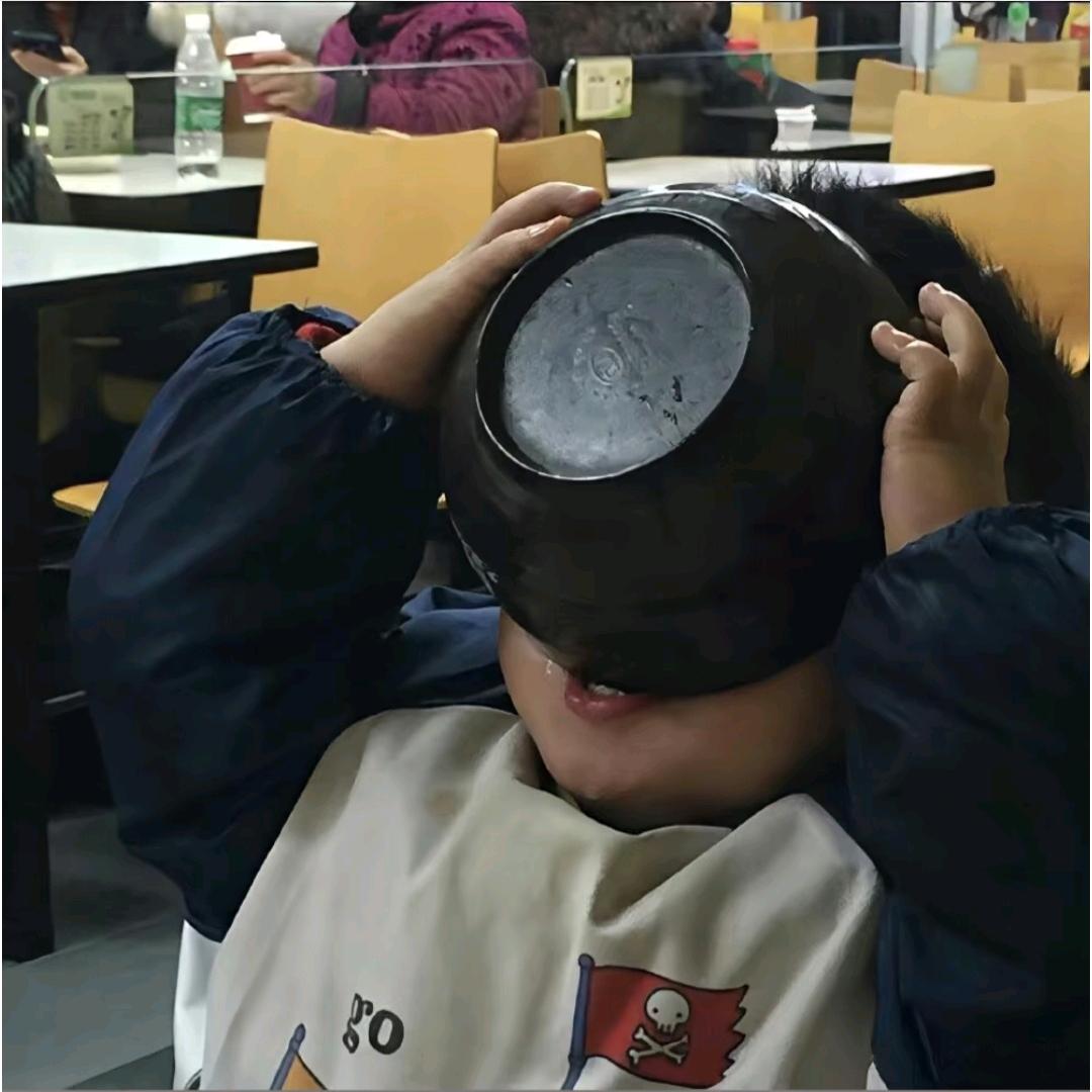 心事全在脸上🚶‍♂️