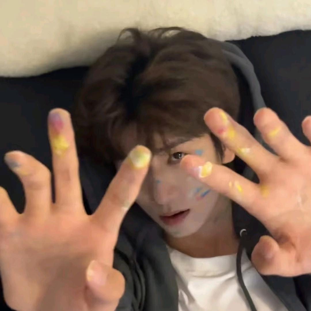 原来是小忆总！