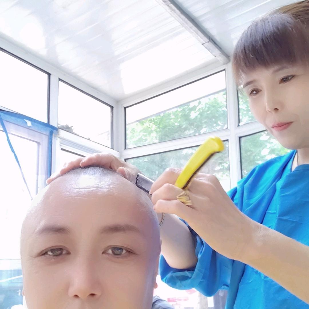 济南纬北小区丰鑫理发店