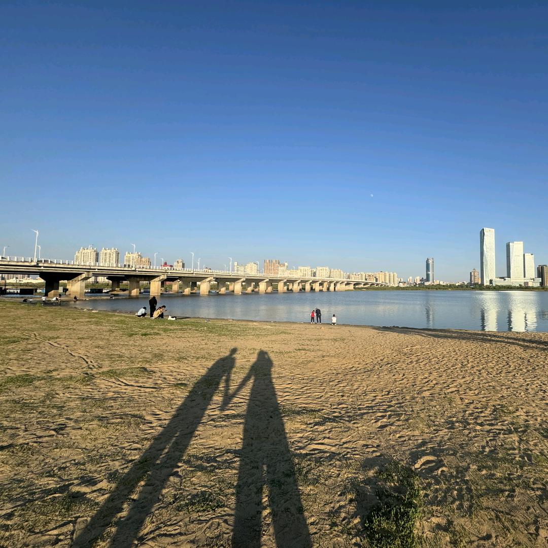 兴茂达二手车  小赵