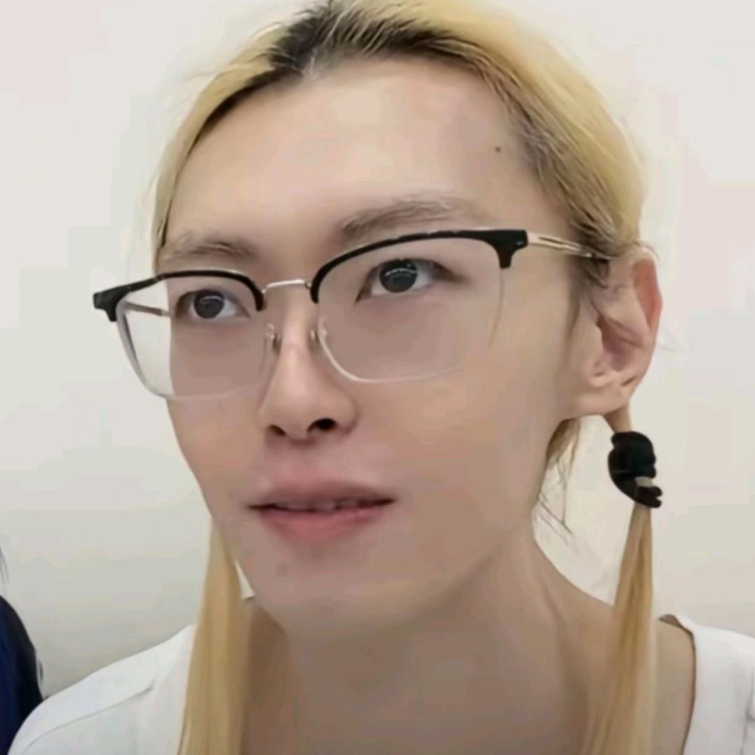 我喜欢一地雷狂热女粉丝