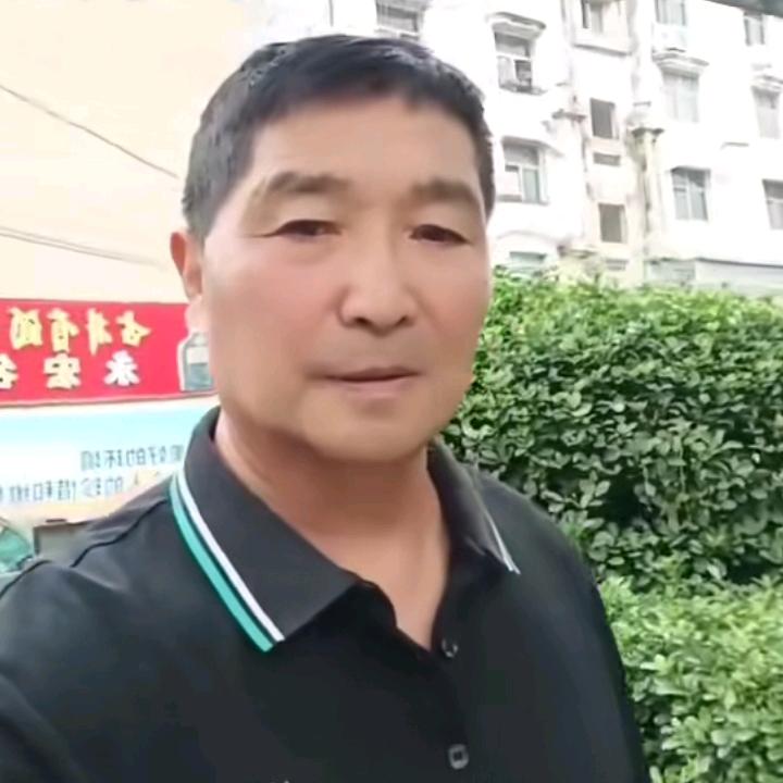 李华轩