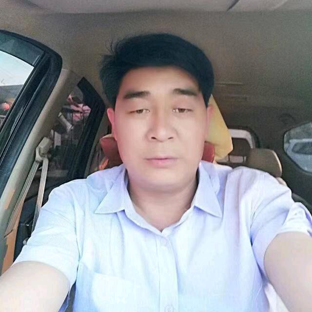伟威宁县迤那镇关平盆景种植场