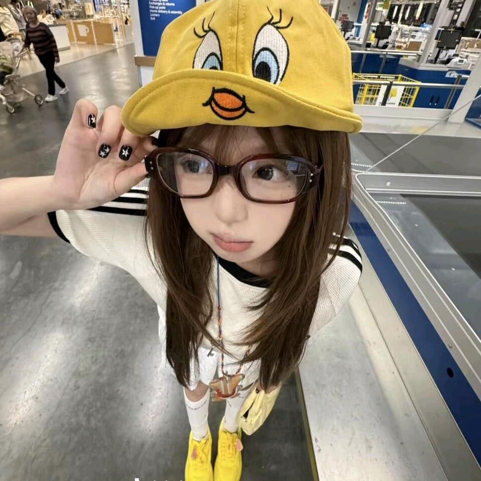 小霖.