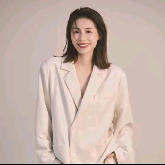 Mayya Plus—轻奢女装穿搭