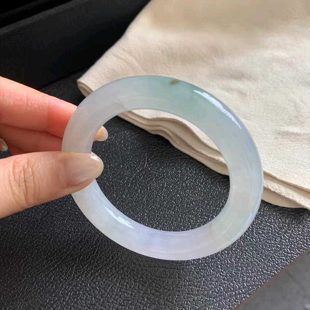 三帅三美珠宝