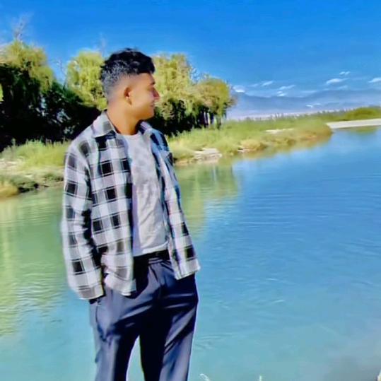 SaLam  🍁