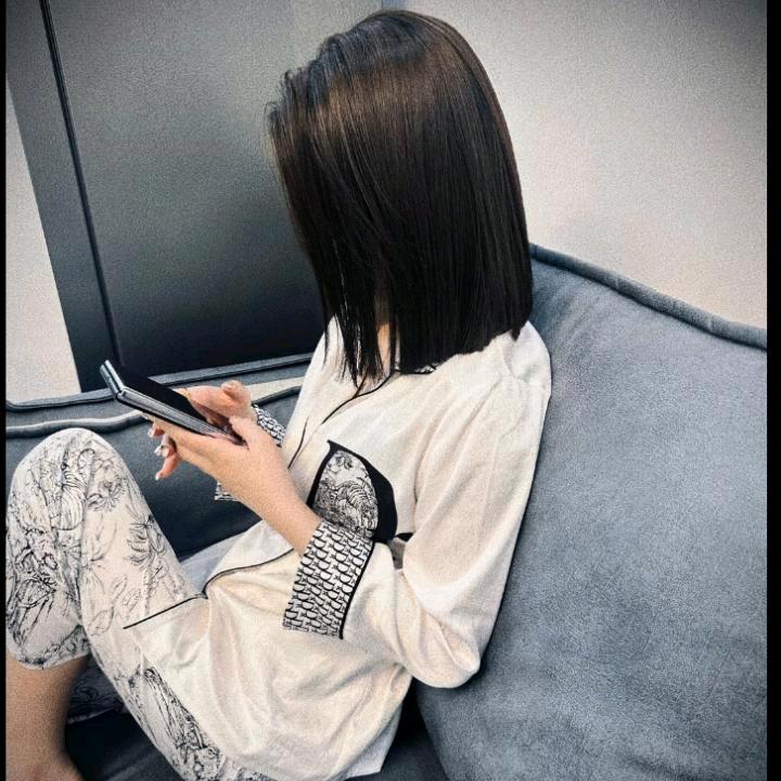 ℳ̶̶̶̶♡̶҉儍丫头ℳ