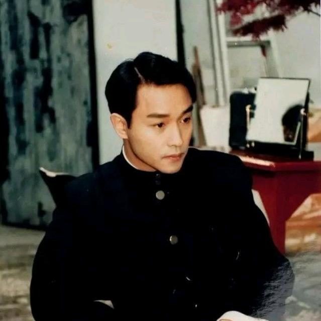 💋呵头像