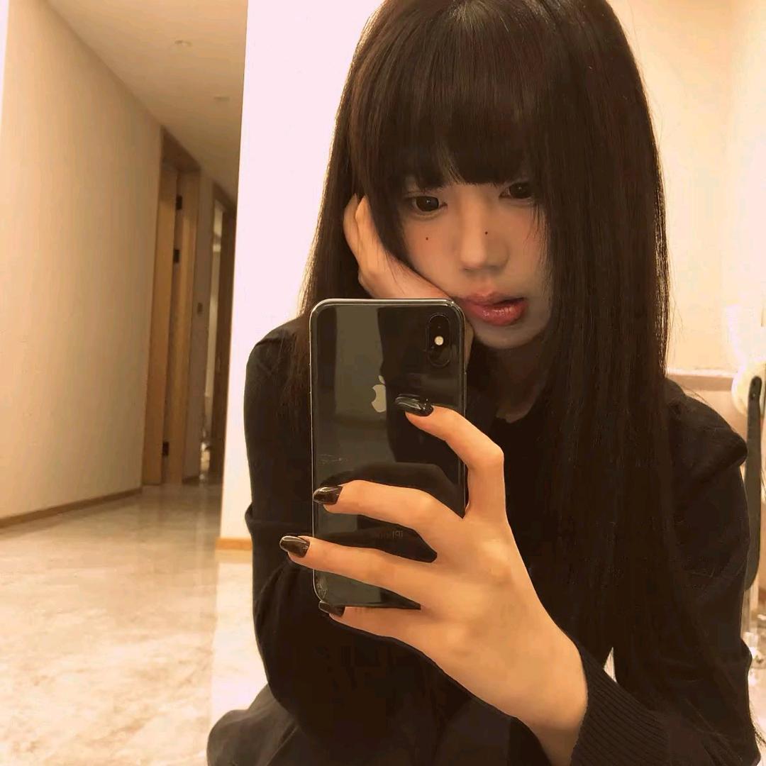 女二