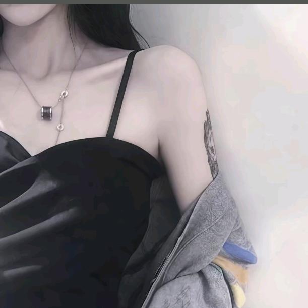 小柒