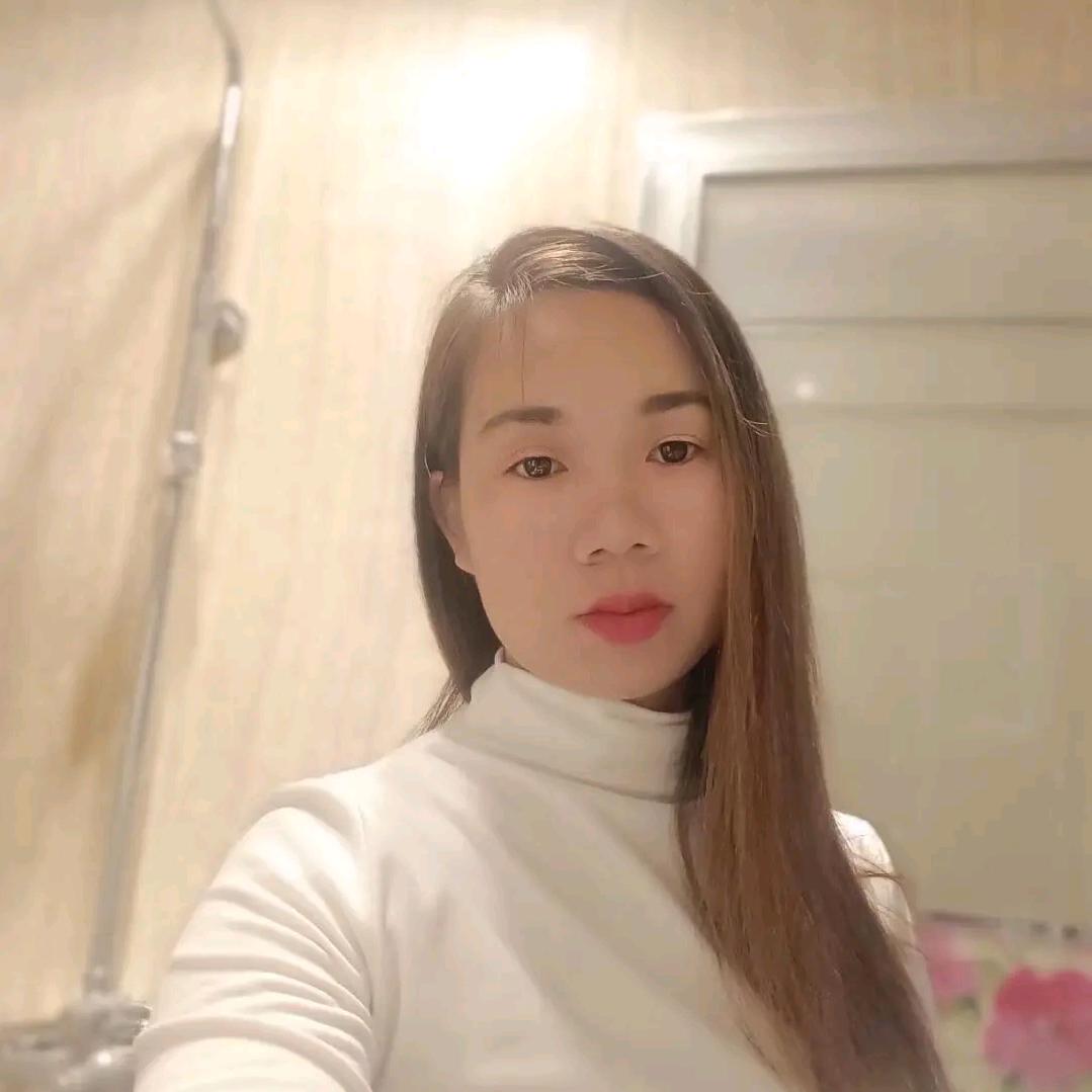 🌻山咔咔🌹里面头的🌷妹子🌸