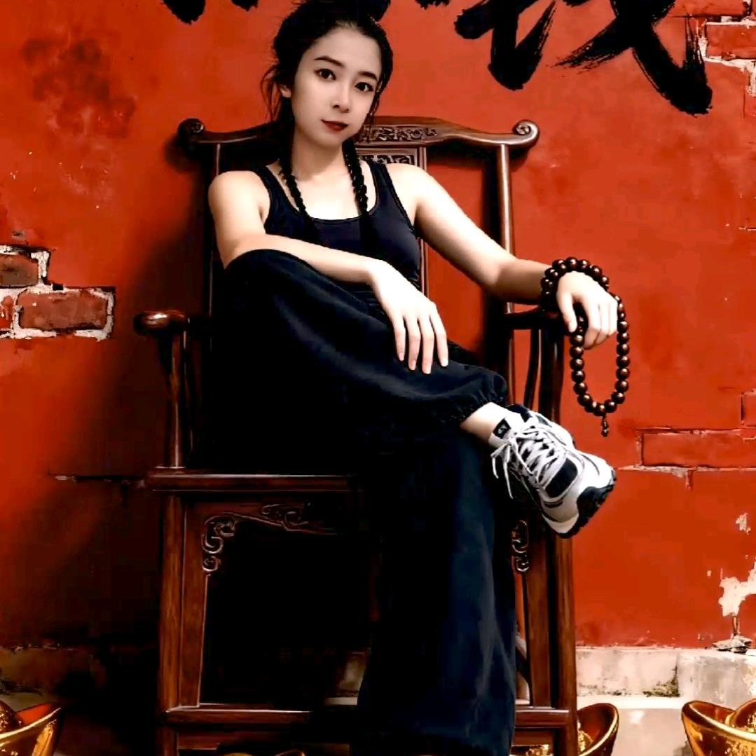 🌹 ᭄ღᩚ拾叁玥᭄ৡᩚ