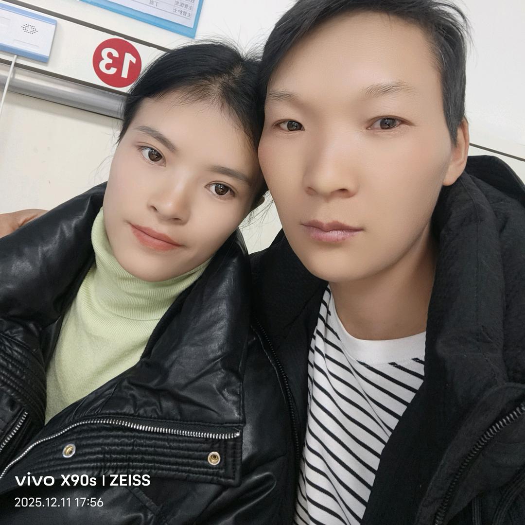 小曹（陪老婆抗癌）