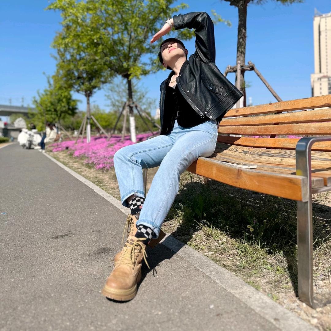 言💋