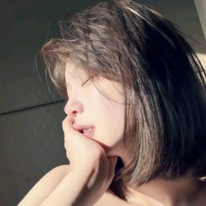 ˇ小^𝐘.🥥