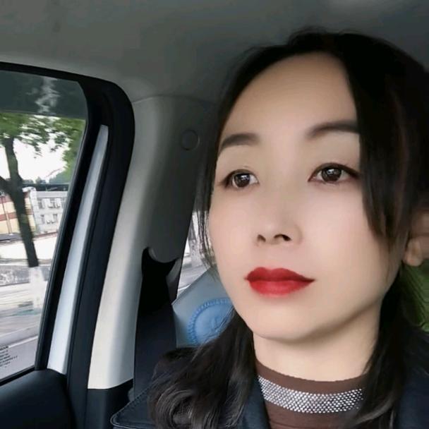 不谈感情先谋生