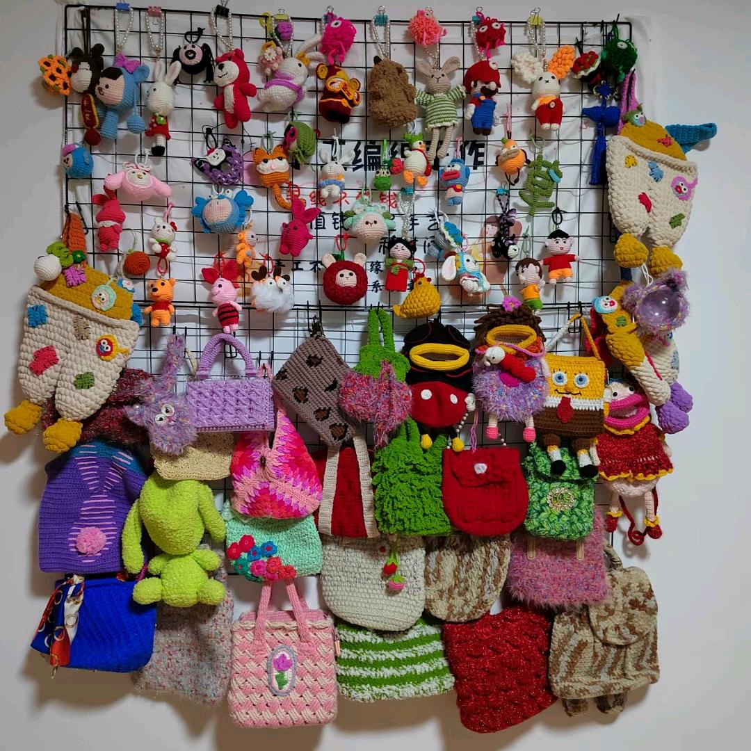 我在现代钩毛线🧶🧶🧶