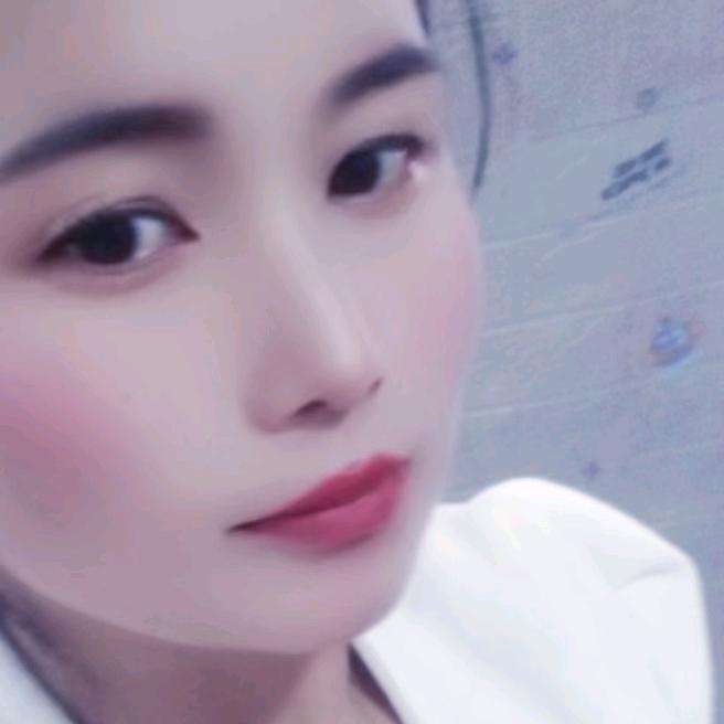 摆摊妹艳儿