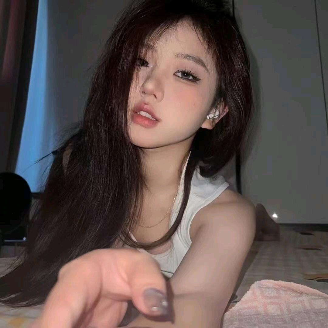花花吖.