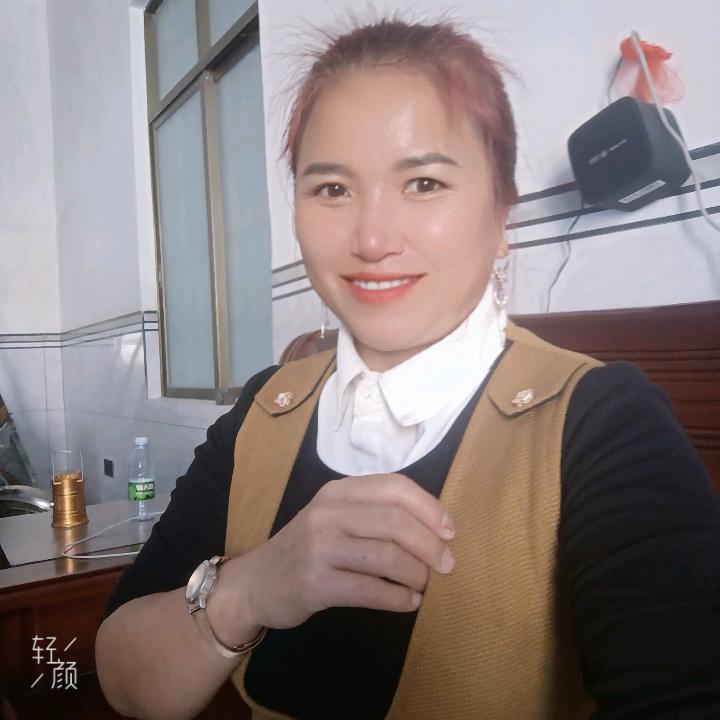 黄清清