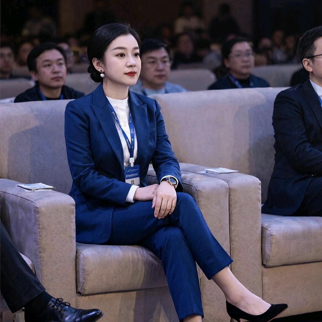 山东姑娘敏敏闯内蒙·美业人