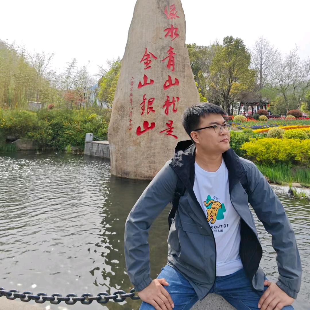 呼伦贝尔牛脆侠董超