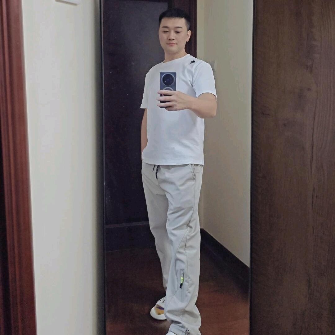 又爱哭又爱笑的男孩