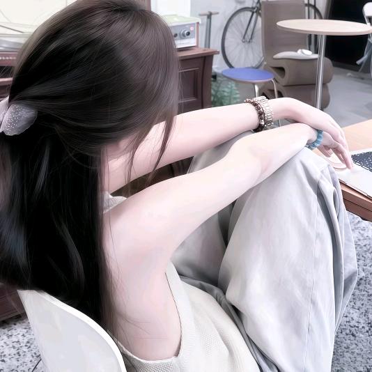 你笑一下嘛