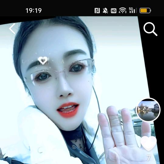 小傻妹。