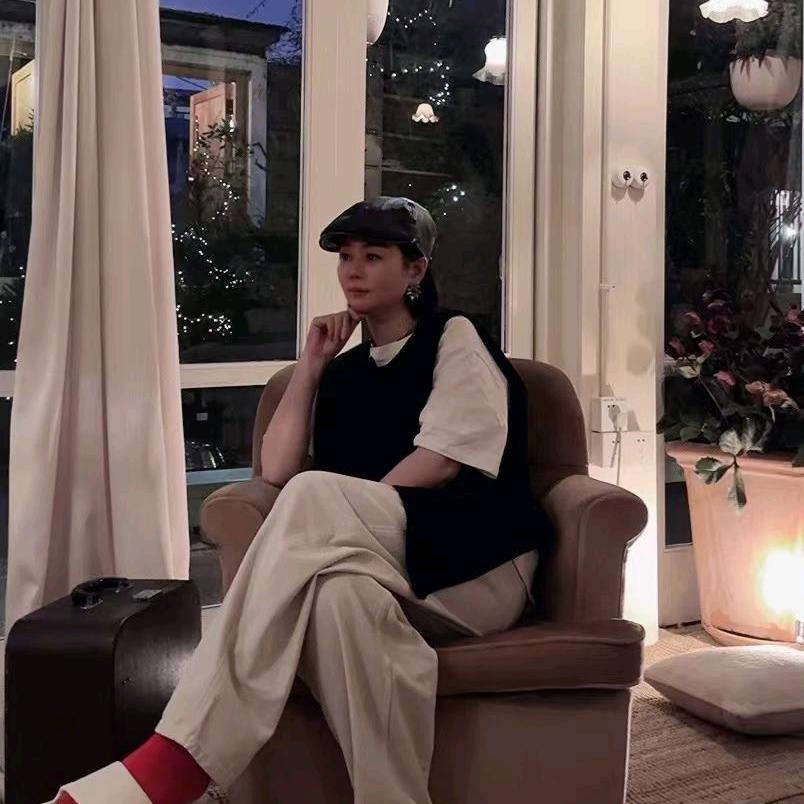 76的龙女，狮子座