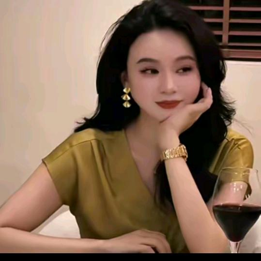 MISS大蜜蜜穿搭号