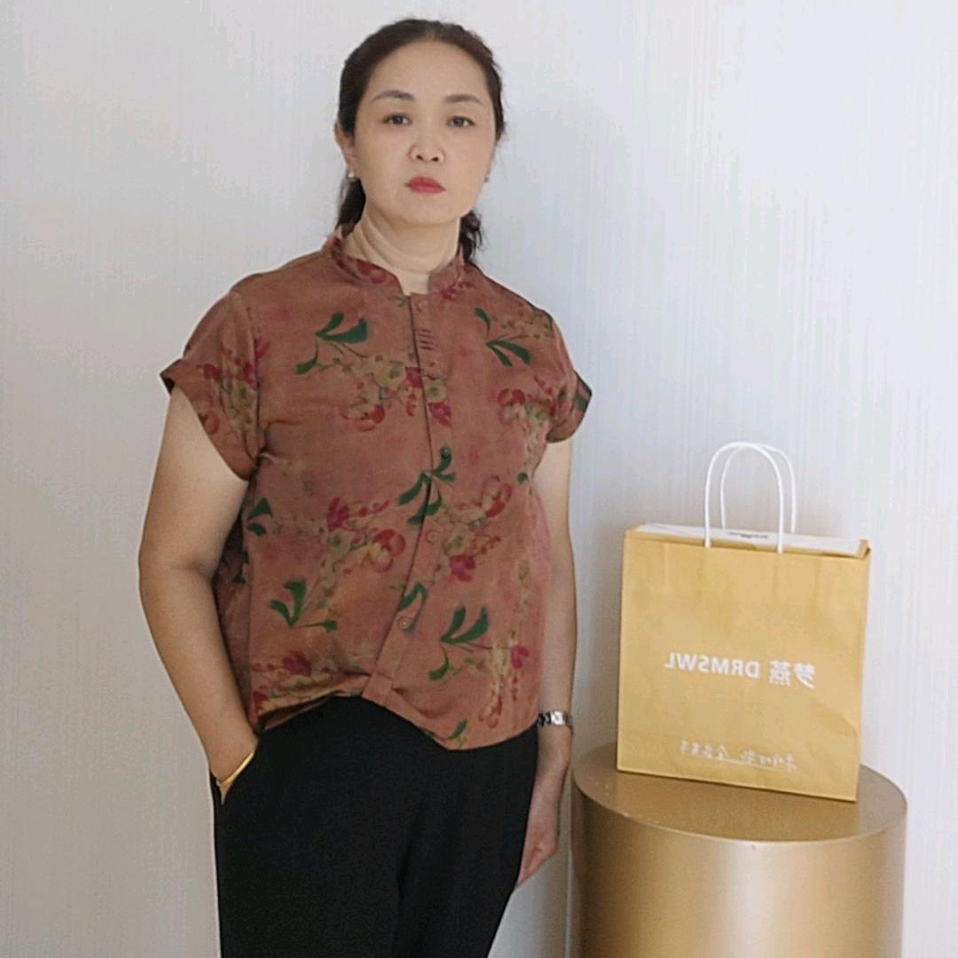 皇塘梦燕服装店
