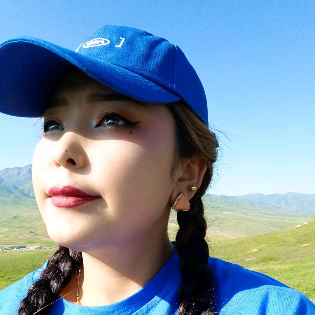 哈萨克姑娘♀扎扎