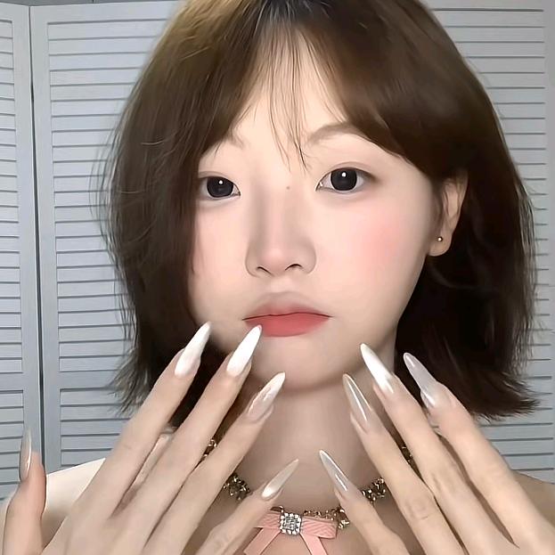 993
